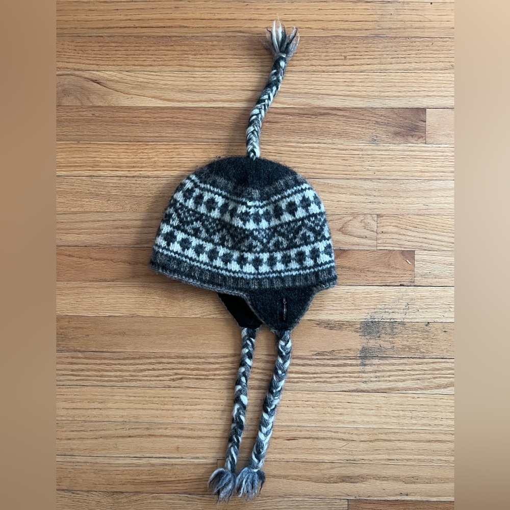 Everest Designs wool ear flap winter hat